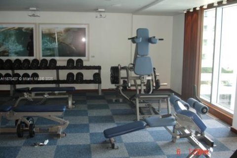 Condo in Miami, Florida, 1 bedroom  № 1925400 - photo 14