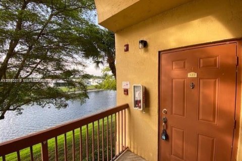 Apartamento en alquiler en Tamarac, Florida, 1 dormitorio, 68.84 m2 № 2086177 - foto 6