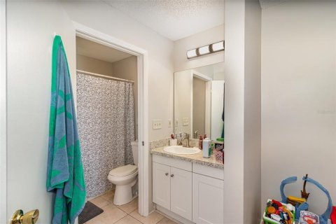 Condo in Lake Mary, Florida, 2 bedrooms  № 1572654 - photo 9