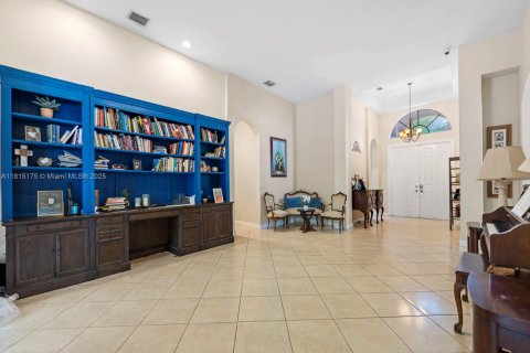 Снять в аренду виллу или дом в Катлер-Бей, Флорида 5 спален, 284.37м2, № 1957806 - фото 13