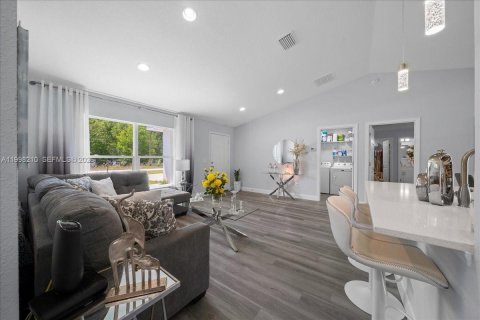 Купить виллу или дом в Окала, Флорида 6 комнат, 117.43м2, № 2067324 - фото 9