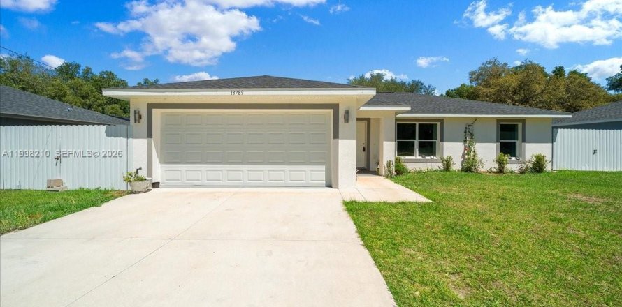 Дом в Окала, Флорида 6 комнат, 117.43м2 № 2067324