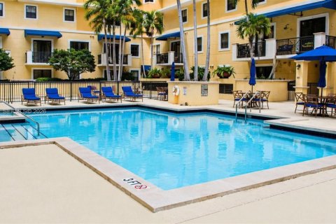 Снять в аренду квартиру в Майами, Флорида 3 спальни, 159.61м2, № 2067165 - фото 26