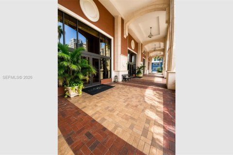 Снять в аренду квартиру в Майами, Флорида 3 спальни, 159.61м2, № 2067165 - фото 21