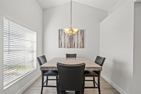 Villa ou maison à vendre à Tampa, Floride: 3 chambres, 105.26 m2 № 2195828 - photo 6