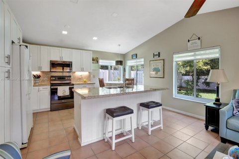 Casa en venta en Miramar, Florida, 3 dormitorios, 180.88 m2 № 1728034 - foto 19