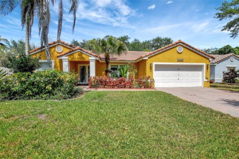 Casa en venta en Miramar, Florida, 3 dormitorios, 180.88 m2 № 1728034 - foto 1