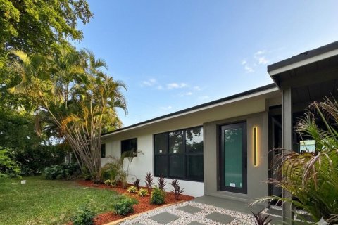 Купить виллу или дом в Форт-Лодердейл, Флорида 3 комнаты, 115.94м2, № 2088089 - фото 3
