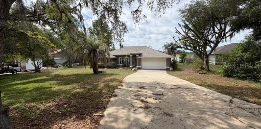 Villa ou maison à Lakeland, Floride 3 chambres, 213.49 m2 № 2229526