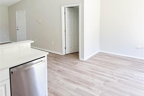 House in Bradenton, Florida 3 bedrooms, 117.43 sq.m. № 1829540 - photo 9