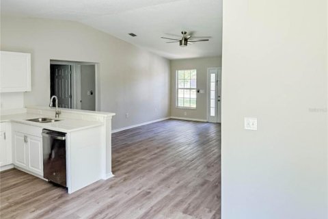 House in Bradenton, Florida 3 bedrooms, 117.43 sq.m. № 1829540 - photo 11