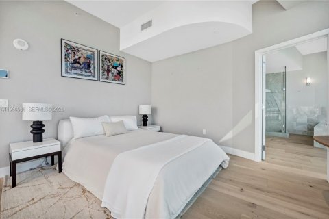 Condominio en venta en Sunny Isles Beach, Florida, 6 dormitorios, 774.06 m2 № 2028902 - foto 27