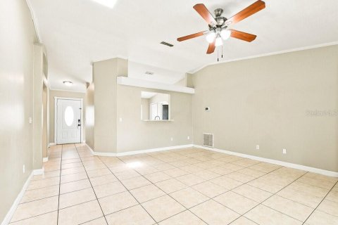 House in Kissimmee, Florida 3 bedrooms, 164.9 sq.m. № 2385802 - photo 6