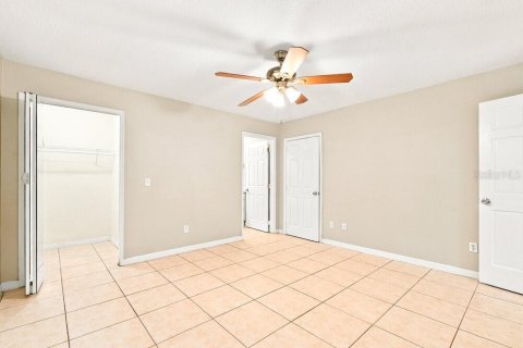 House in Kissimmee, Florida 3 bedrooms, 164.9 sq.m. № 2385802 - photo 10