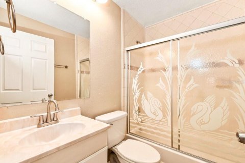 House in Kissimmee, Florida 3 bedrooms, 164.9 sq.m. № 2385802 - photo 14