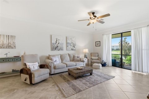 Touwnhouse à vendre à Venice, Floride: 3 chambres, 181.07 m2 № 2166026 - photo 8