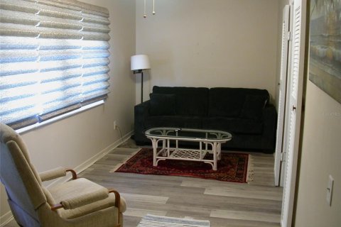 Condominio en alquiler en Saint Petersburg, Florida, 2 dormitorios, 93.83 m2 № 1800320 - foto 19