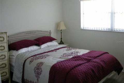 Condominio en alquiler en Saint Petersburg, Florida, 2 dormitorios, 93.83 m2 № 1800320 - foto 17