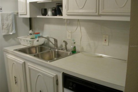 Condominio en alquiler en Saint Petersburg, Florida, 2 dormitorios, 93.83 m2 № 1800320 - foto 9