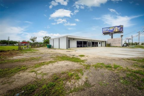 Снять в аренду коммерческую недвижимость в Орландо, Флорида № 2122113 - фото 4