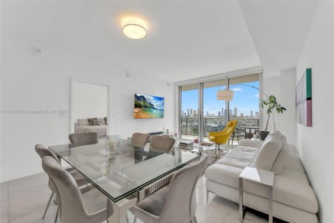 Condo in North Miami Beach, Florida, 2 bedrooms  № 1897735 - photo 6