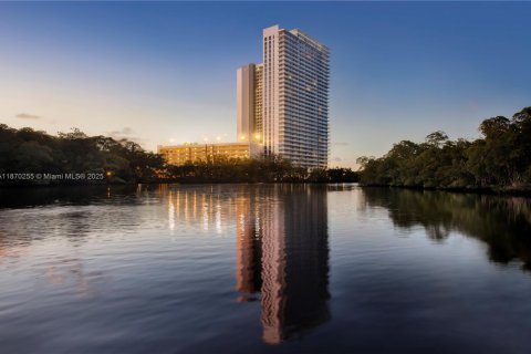 Condo in North Miami Beach, Florida, 2 bedrooms  № 1897735 - photo 23