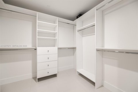 Снять в аренду кондоминиум в Холливуд, Флорида 2 спальни, 157.1м2, № 2041566 - фото 20