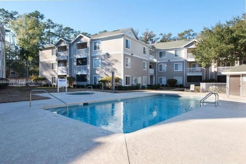 Condo in Gainesville, Florida, 4 bedrooms  № 2059854 - photo 18