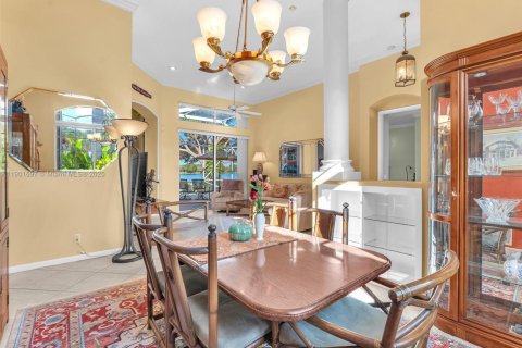 Villa ou maison à vendre à Coral Springs, Floride: 4 chambres, 190.64 m2 № 1954009 - photo 14