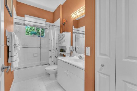 Villa ou maison à vendre à Coral Springs, Floride: 4 chambres, 190.64 m2 № 1954009 - photo 25