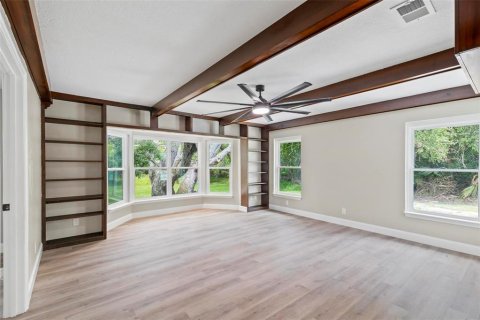 House in Flagler Beach, Florida 4 bedrooms, 162.95 sq.m. № 1904360 - photo 15