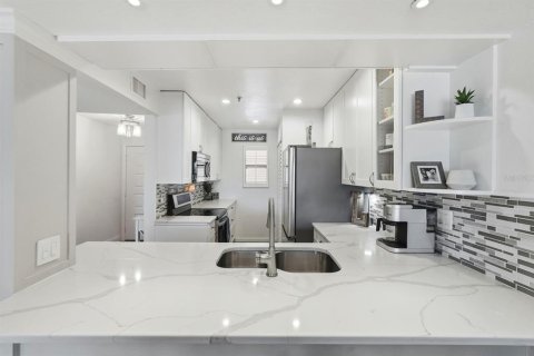 Condominio en venta en New Smyrna Beach, Florida, 2 dormitorios, 97.83 m2 № 2098143 - foto 11