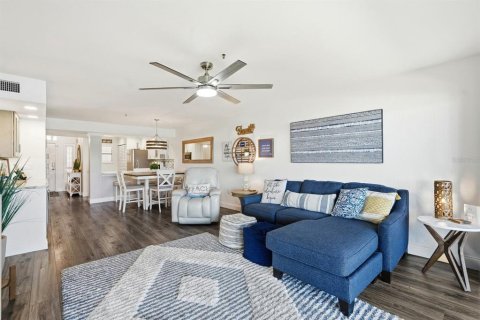 Condominio en venta en New Smyrna Beach, Florida, 2 dormitorios, 97.83 m2 № 2098143 - foto 18