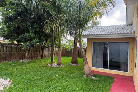 Купить виллу или дом в Хомстед, Флорида 3 спальни, 128.02м2, № 1942667 - фото 2