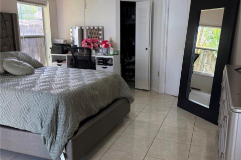 Купить виллу или дом в Хомстед, Флорида 3 спальни, 128.02м2, № 1942667 - фото 11