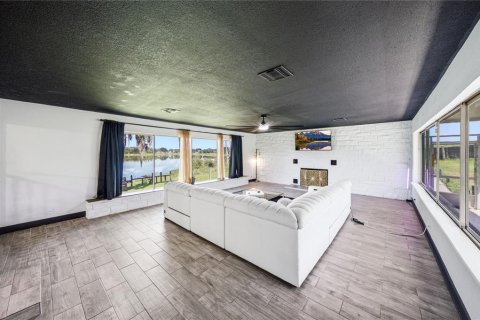 Casa en venta en Bartow, Florida, 4 dormitorios, 251.39 m2 № 2304584 - foto 8