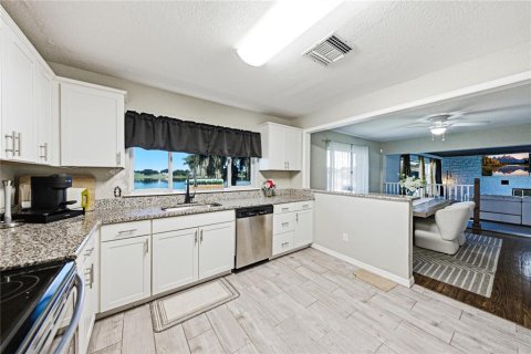 Casa en venta en Bartow, Florida, 4 dormitorios, 251.39 m2 № 2304584 - foto 13
