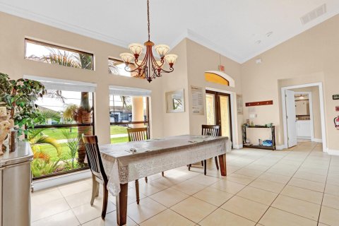 Immobilier commercial à vendre à Port St. Lucie, Floride № 2180762 - photo 8