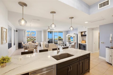Condo in Punta Gorda, Florida, 3 bedrooms  № 2196866 - photo 7