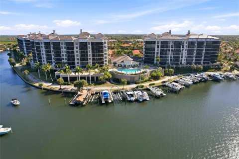 Condo in Punta Gorda, Florida, 3 bedrooms  № 2196866 - photo 30