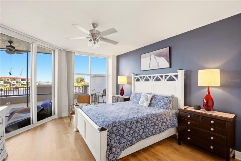 Condo in Punta Gorda, Florida, 3 bedrooms  № 2196866 - photo 10