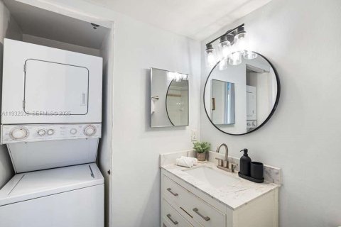 Copropriété à vendre à Miami, Floride: 3 chambres, 114.46 m2 № 1990566 - photo 7