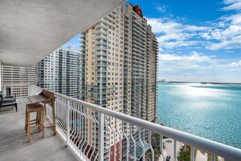 Copropriété à vendre à Miami, Floride: 3 chambres, 114.46 m2 № 1990566 - photo 1