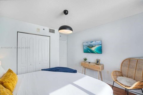 Copropriété à vendre à Miami, Floride: 3 chambres, 114.46 m2 № 1990566 - photo 8