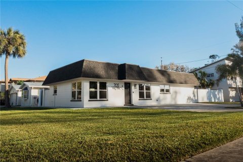 Villa ou maison à Belleair Beach, Floride 3 chambres, 128.76 m2 № 2313453