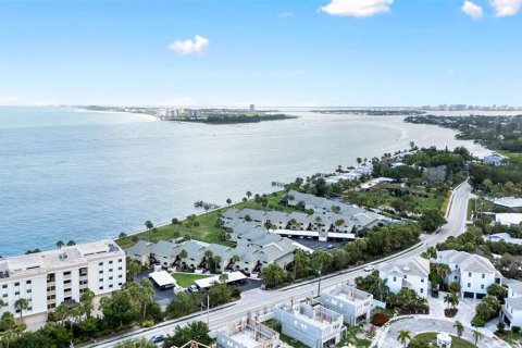 Condo in Sarasota, Florida, 2 bedrooms  № 1268491 - photo 9
