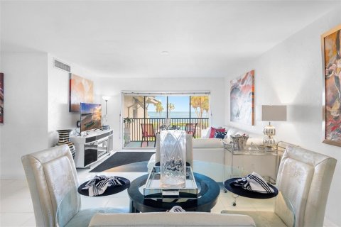 Condo in Sarasota, Florida, 2 bedrooms  № 1268491 - photo 18