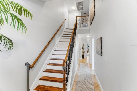 Touwnhouse à vendre à Apollo Beach, Floride: 3 chambres, 218.32 m2 № 2373997 - photo 29