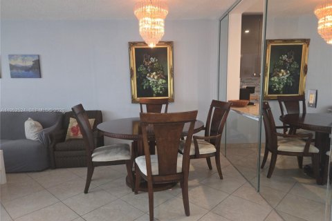 Снять в аренду кондоминиум в Халландейл-Бич, Флорида 1 спальня, 71.53м2, № 2009234 - фото 19