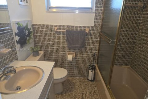 Снять в аренду кондоминиум в Халландейл-Бич, Флорида 1 спальня, 71.53м2, № 2009234 - фото 17